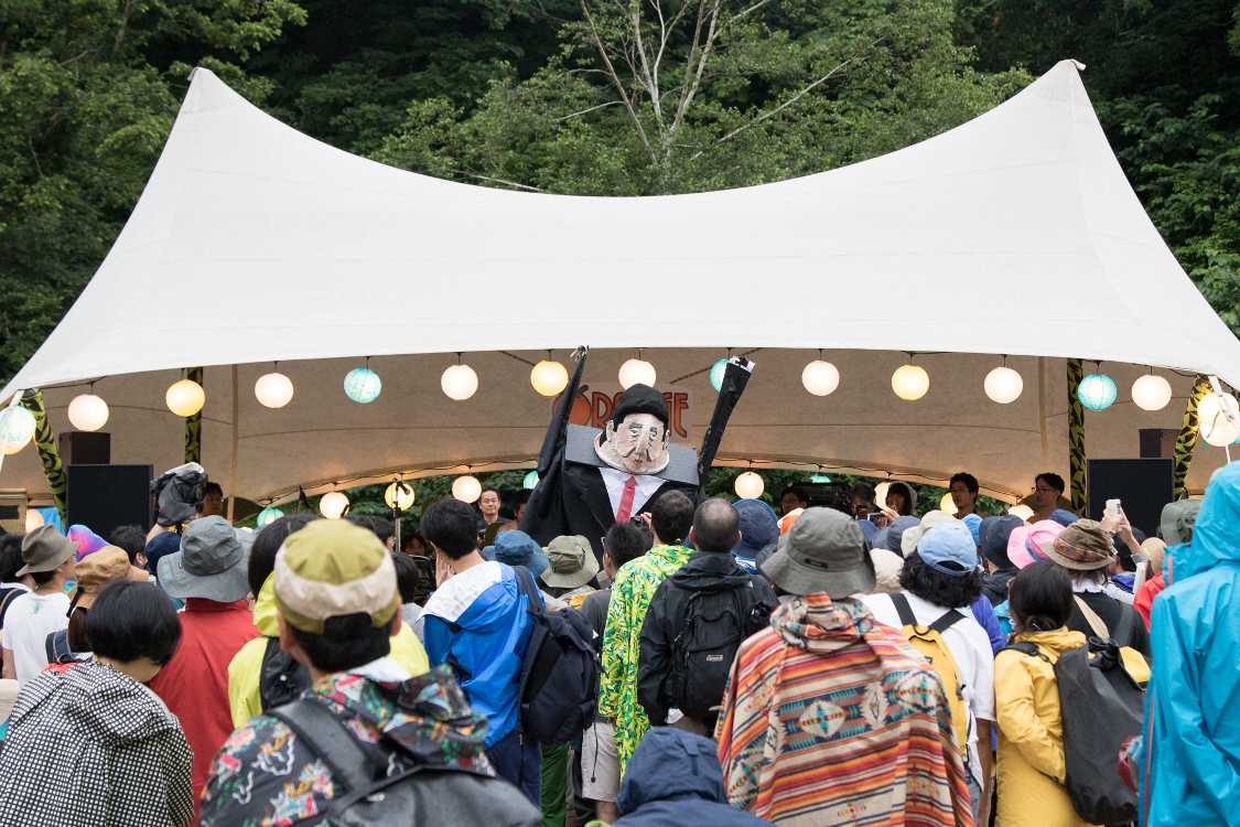 自由参加のステージは必要かという根本的な疑問が出てきます。