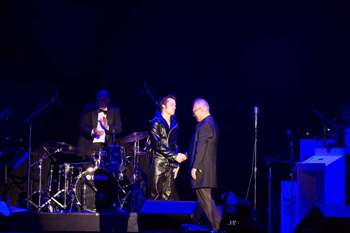 持ち時間をかなり余らせて終了したので、ボーカルは何度も歌わされていました。