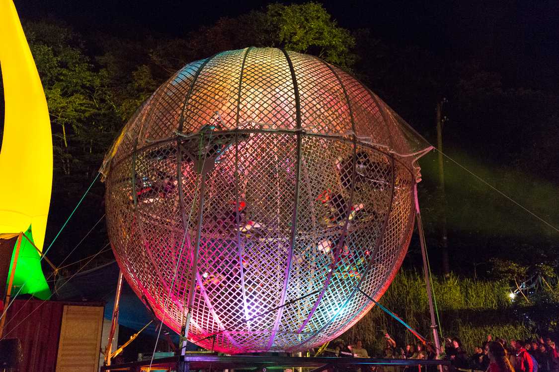 7台で走行。接触しませんでした。