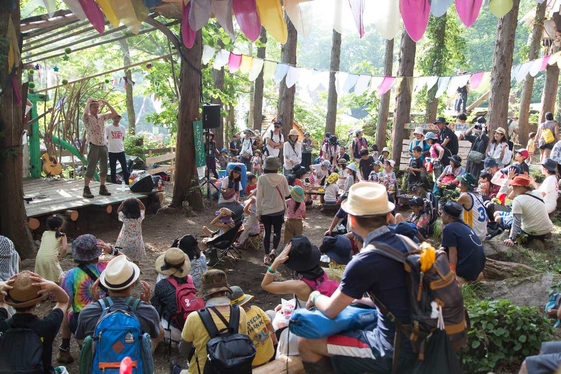 もりのステージ。