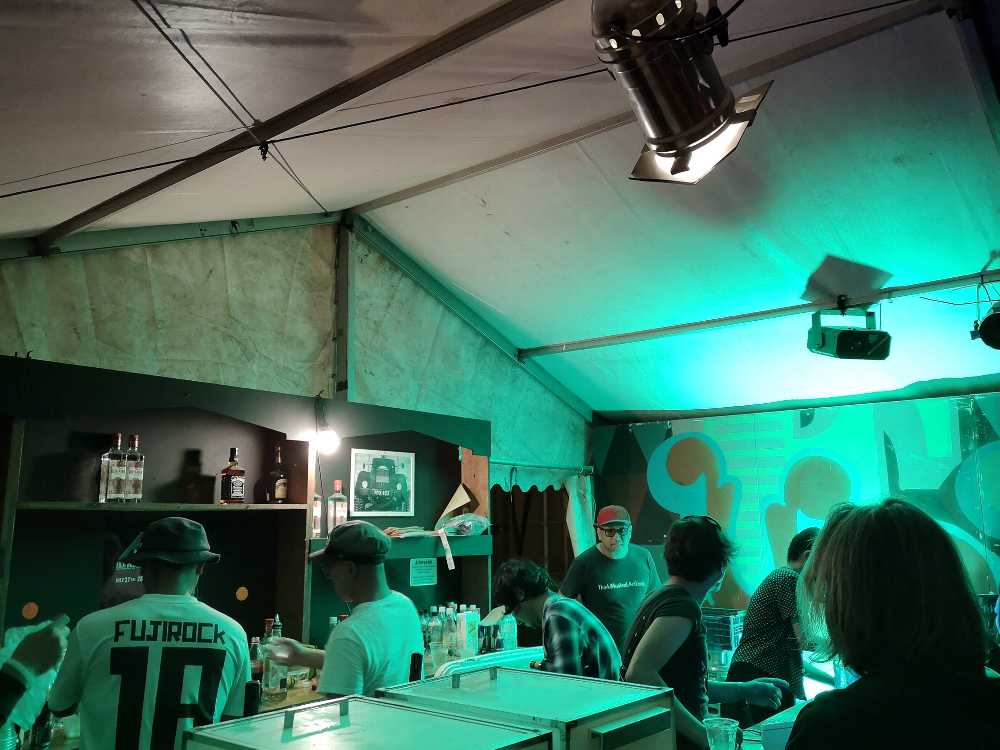 バーは簡易です。