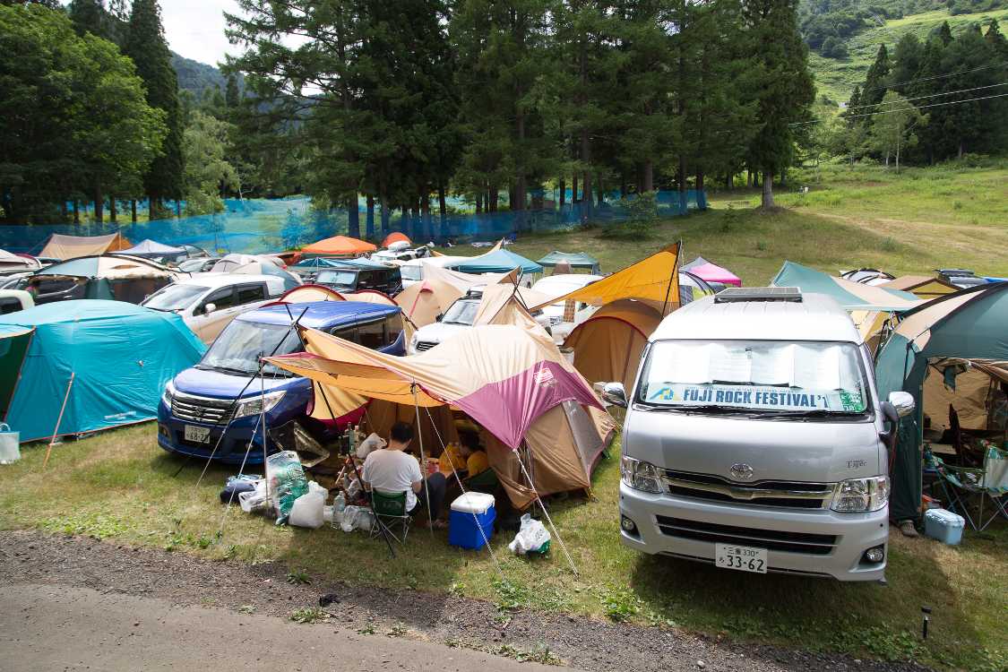 ムーンキャラバンのテントは大きい。