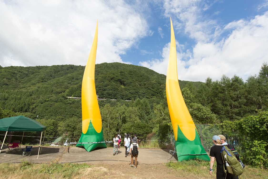 ゲートのようなオブジェがありました。