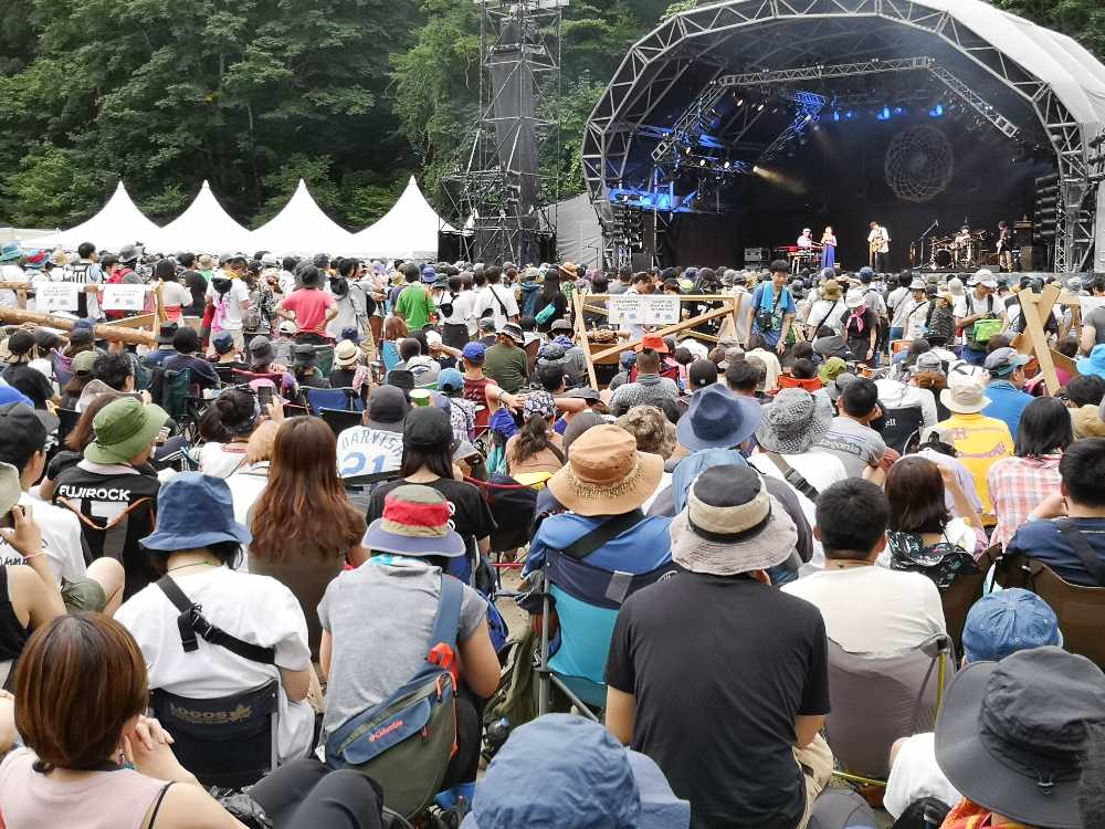 2000年代には見られなかった光景。