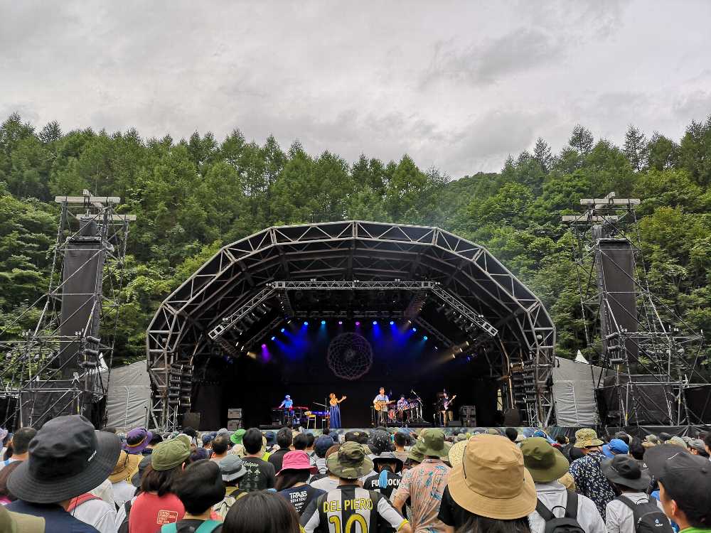 ステージ全景。