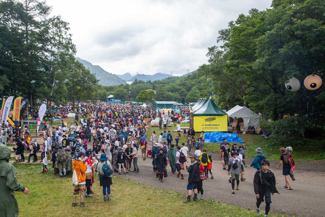 土曜の午後までは通常営業できていました。