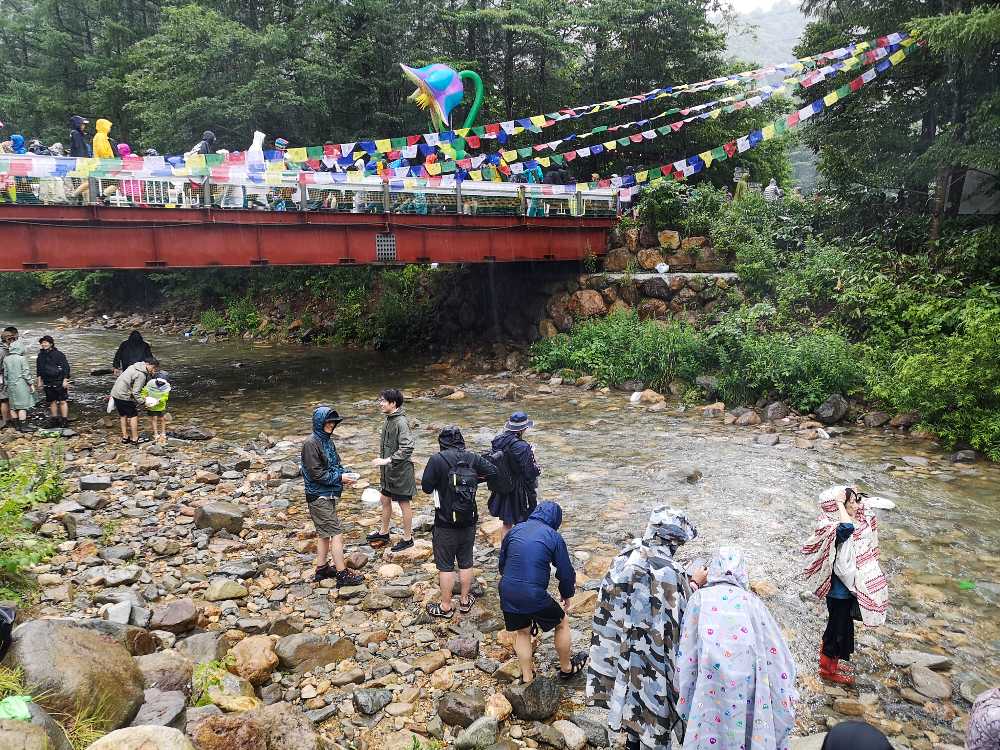 浅貝川。土曜の昼。