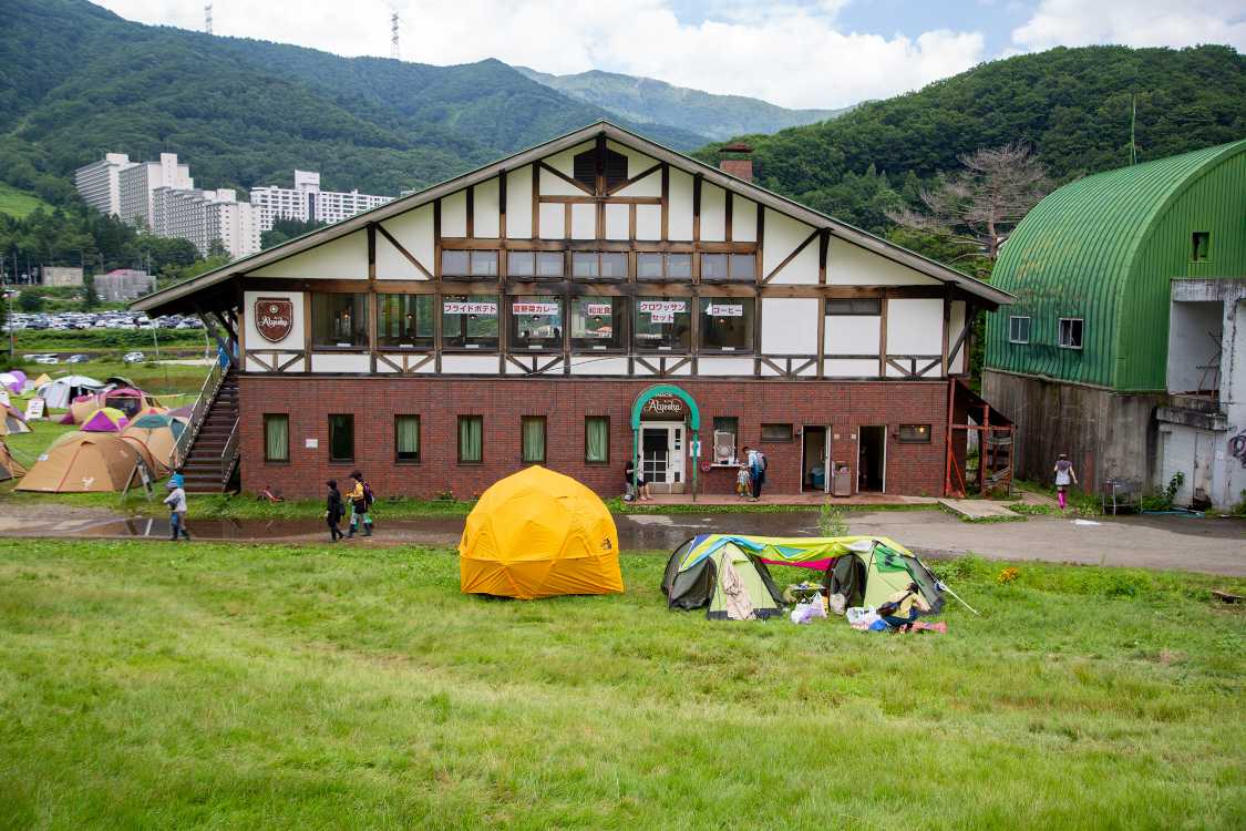 常設のレストラン「アリエスカ」。