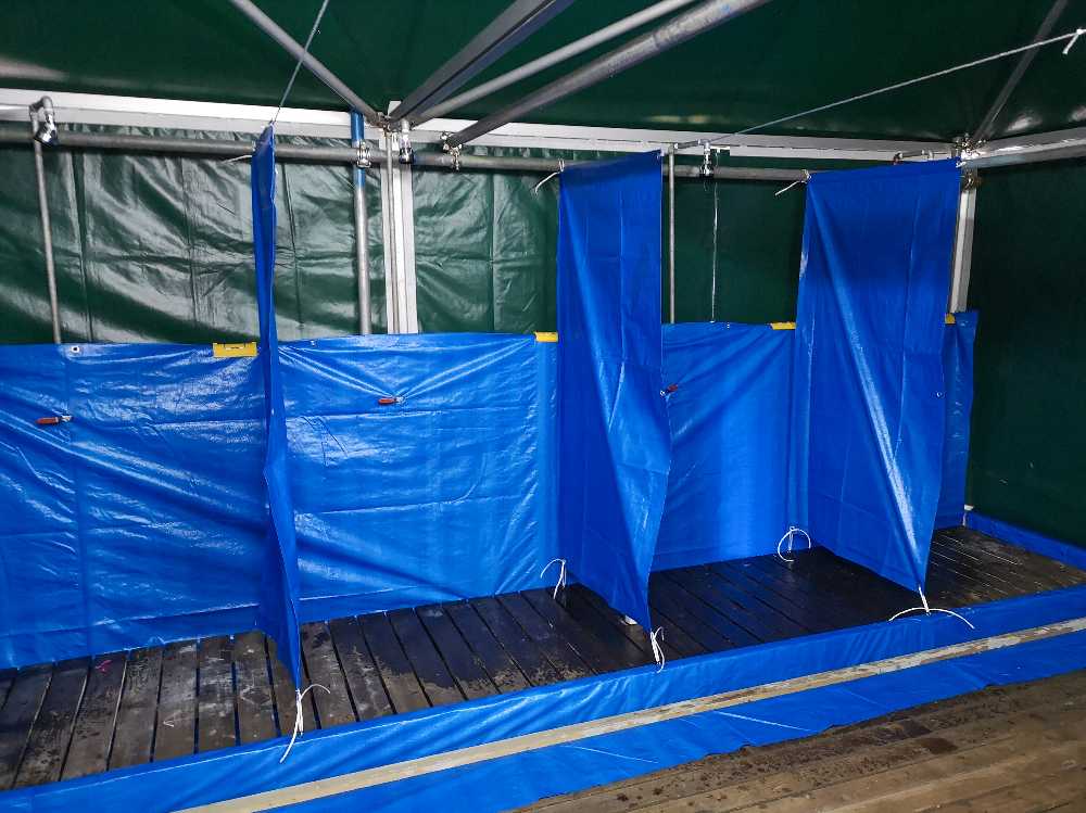 5人程度分あります。