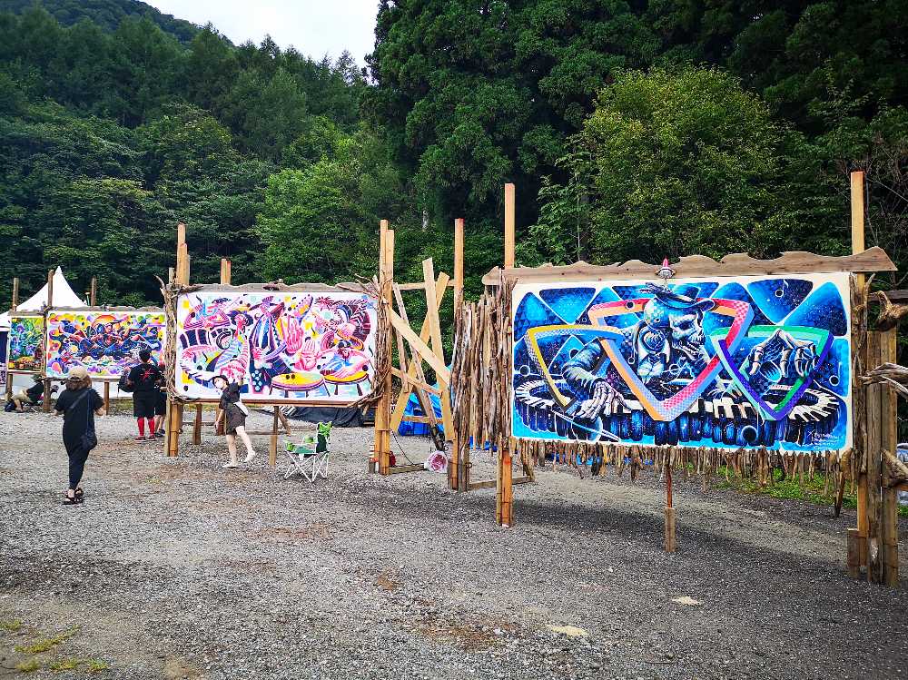 過去の作品の展示。