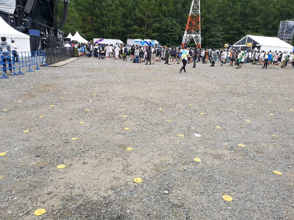 1メートル間隔の目印。