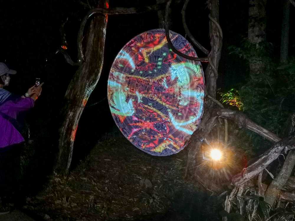 夜の導線の装飾。