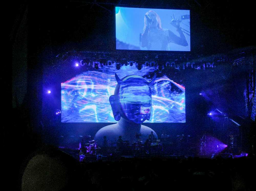 ミレニアムパレード。