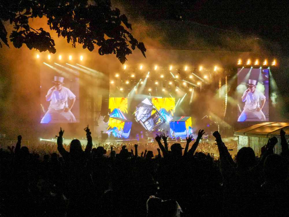 電気グルーヴ。ピエール瀧が復帰。