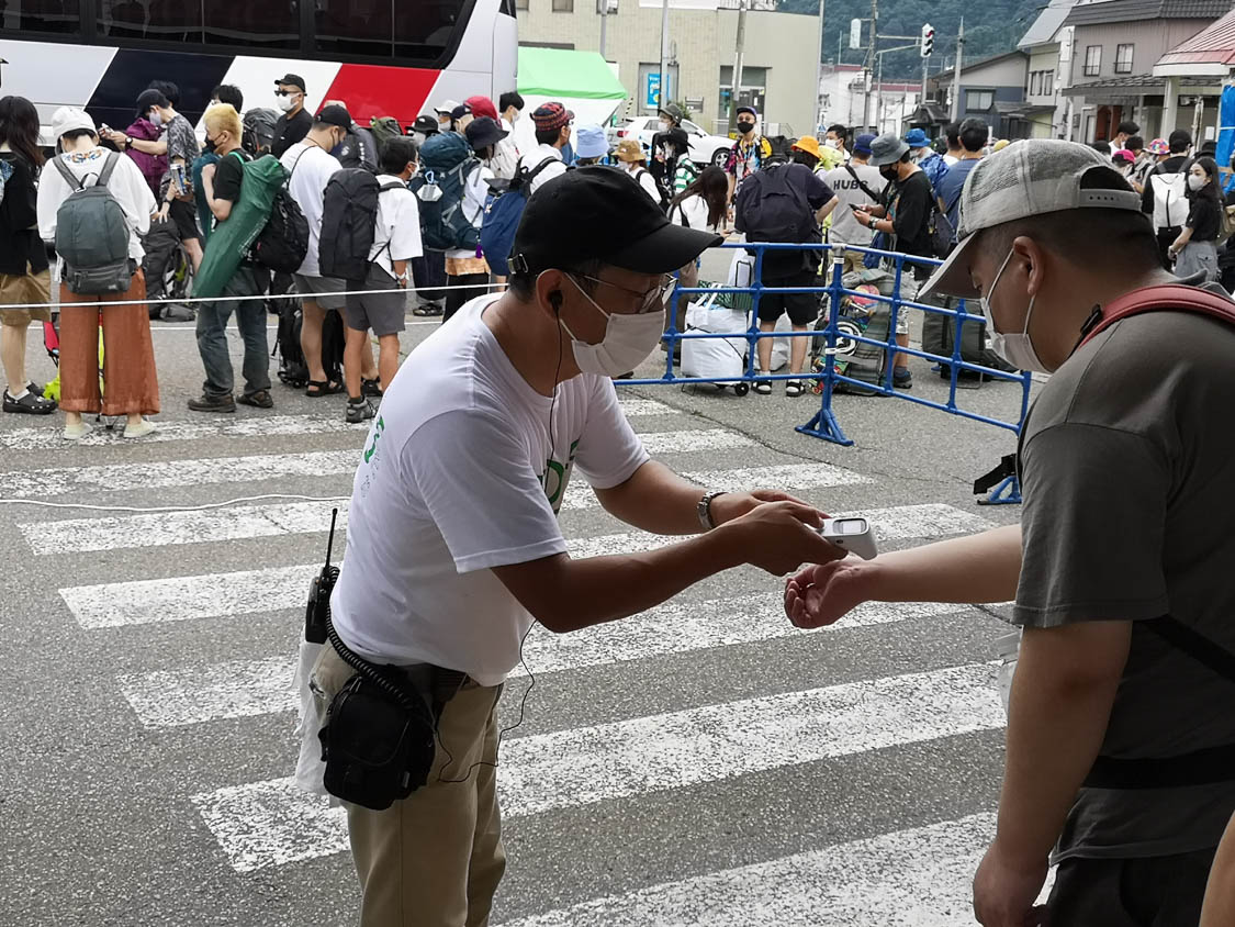 体温チェック。