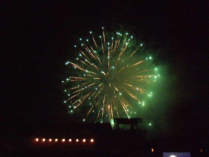 公演後の打ち上げ花火その1。