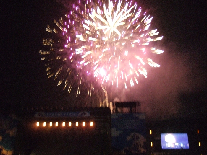 公演後の打ち上げ花火その2。