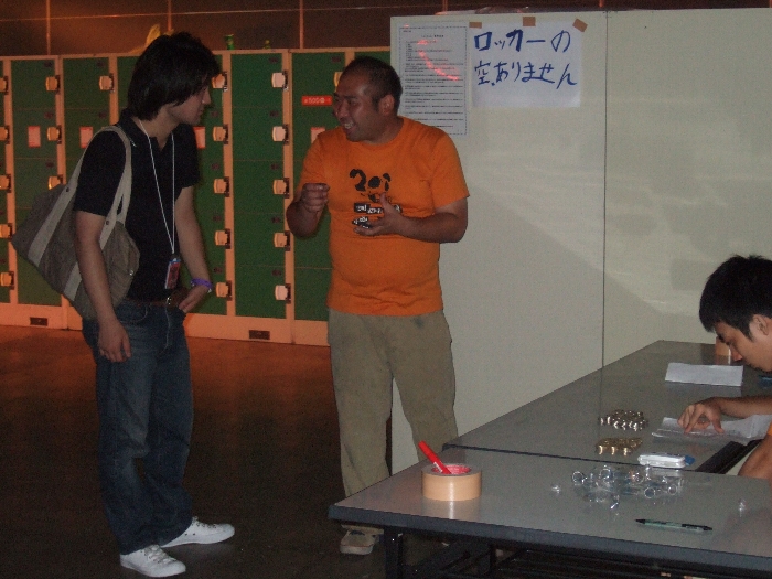 幕張メッセに常設のロッカーはすべて埋まります。