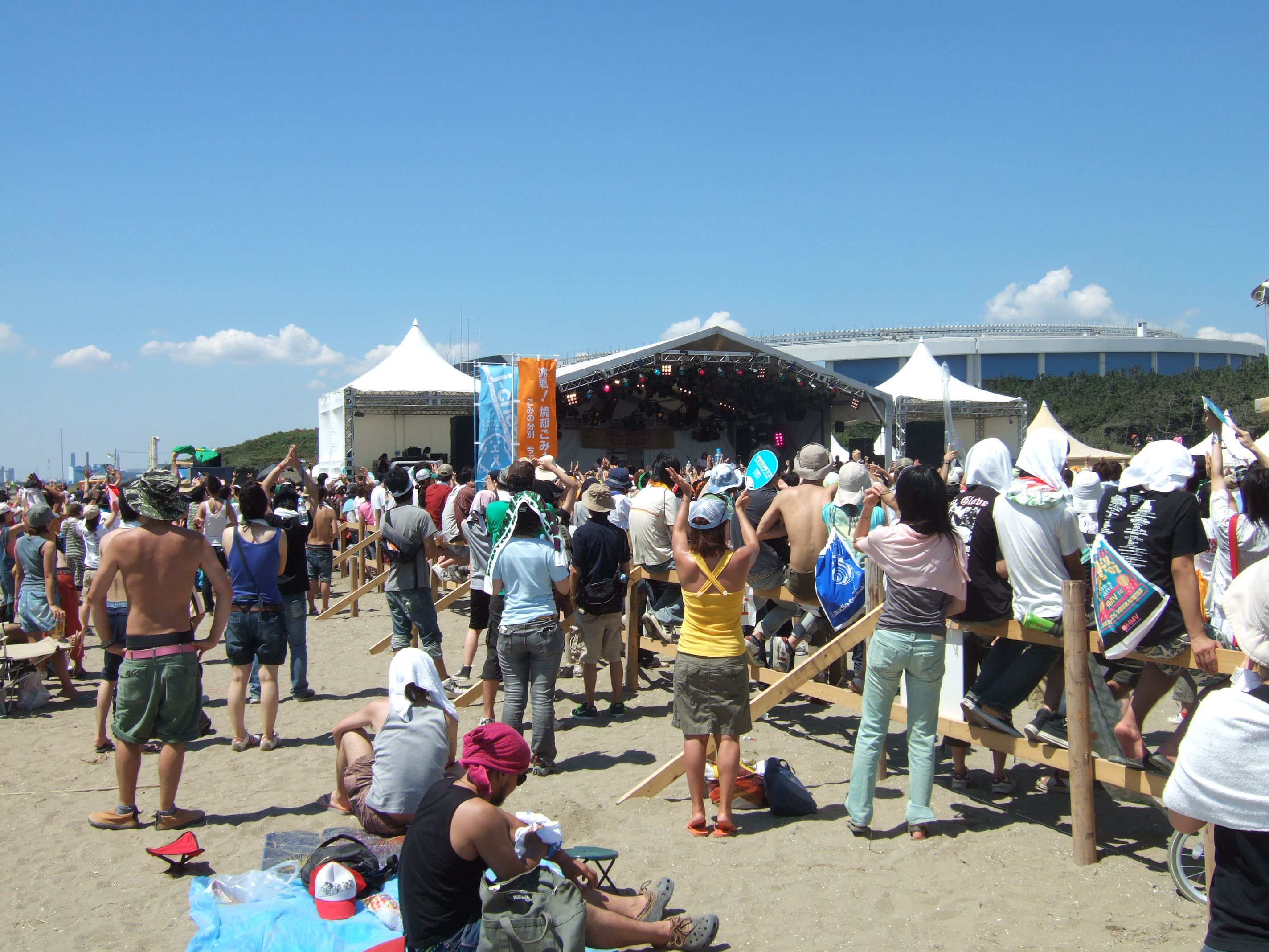 チケットを持たなくても見られます。