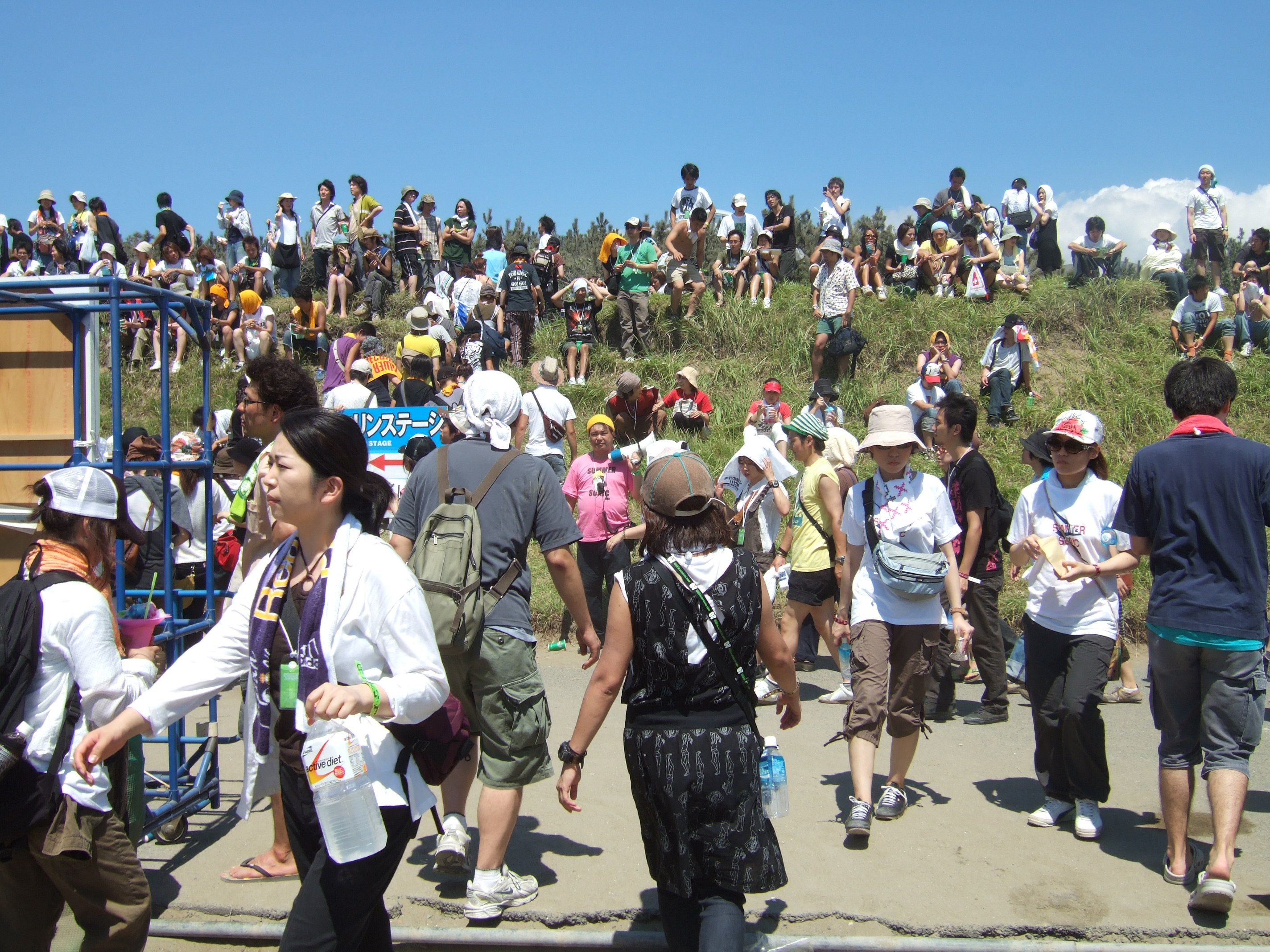 ビーチステージにほぼ到着。
