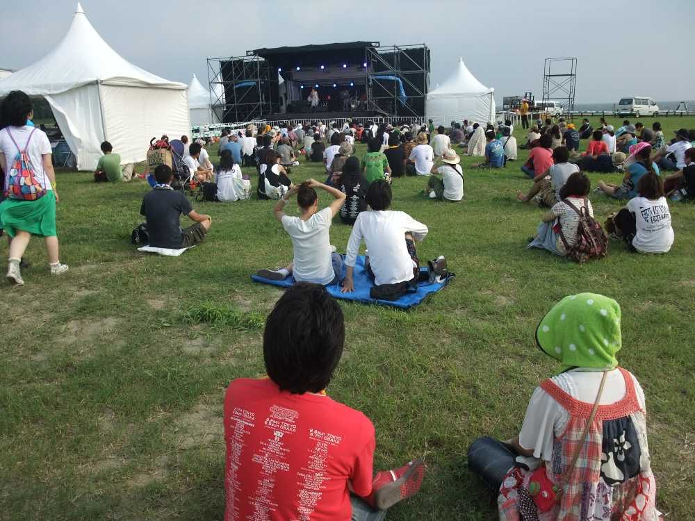 ステージ付近。