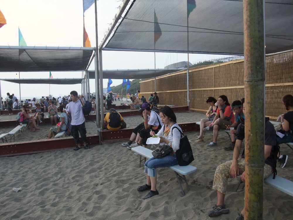 出たあとにある休憩所。