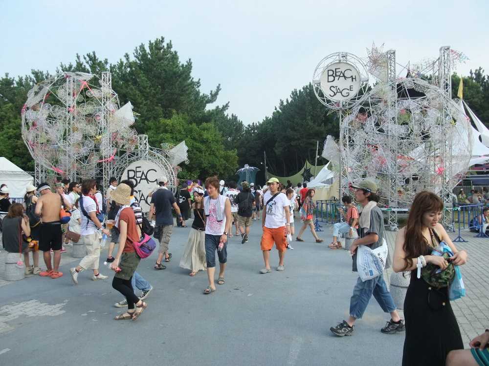 入り口と同じところが出口。