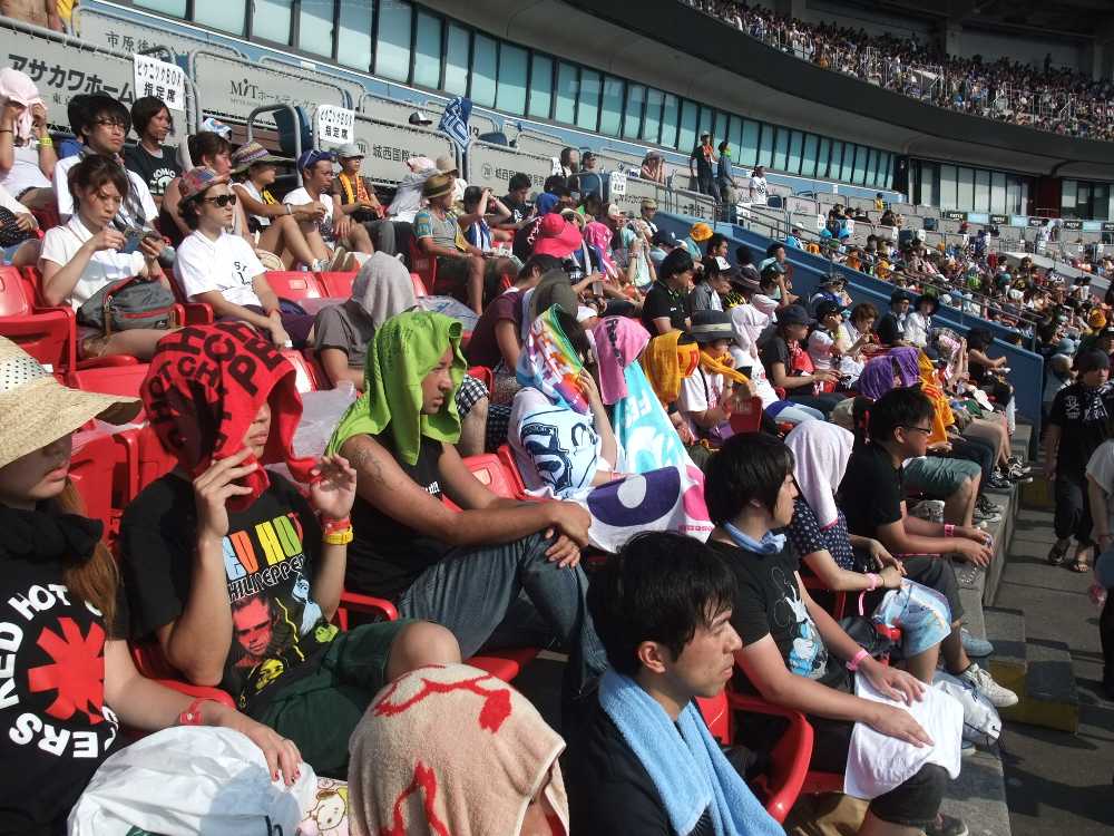 後方にピクニックボックスという席がありますが、利用は少ない。