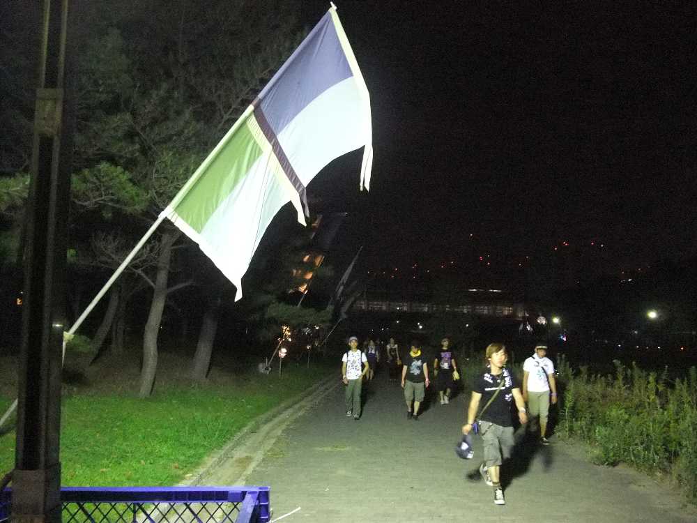 向こうはメッセの通路です。