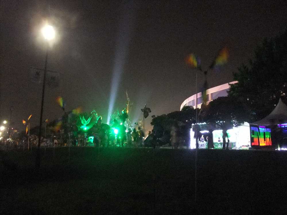 ライトアップの色も変わります。