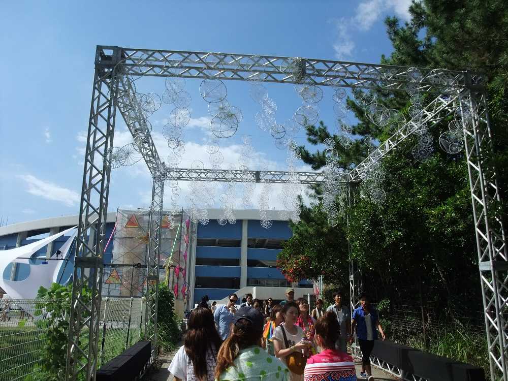 マリンスタジアムが見える。