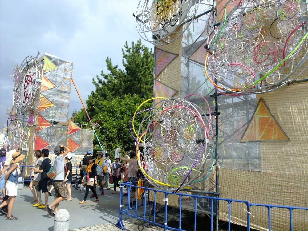 ビーチステージ入り口。