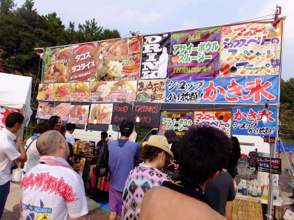 タコス、かき氷等の店。