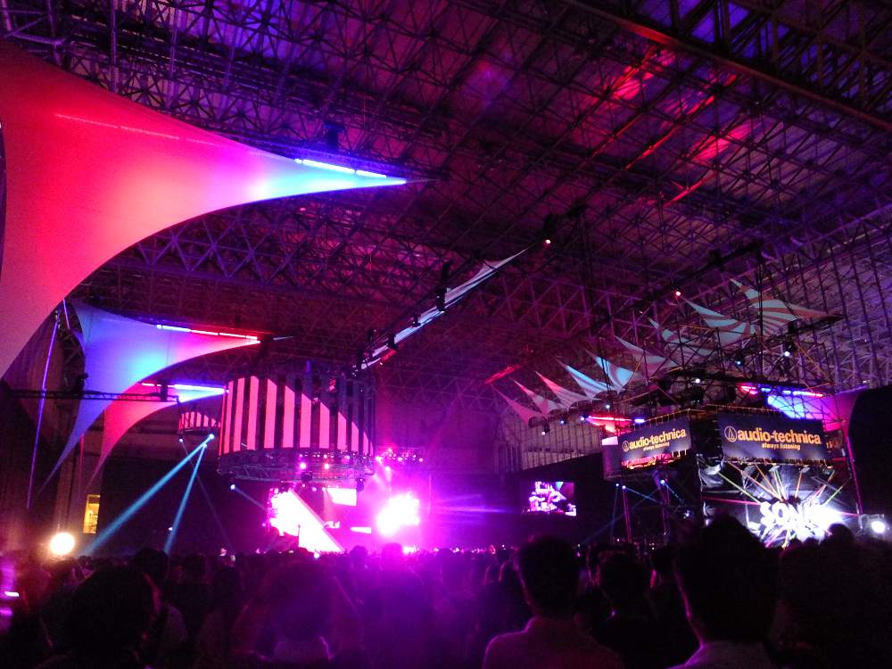 ソニックウェーブのクルーウェラ公演。