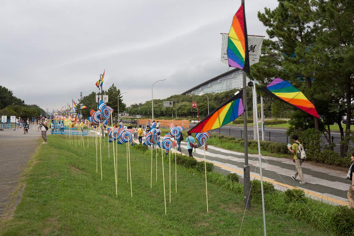 マリンステージと幕張メッセ間の風車。