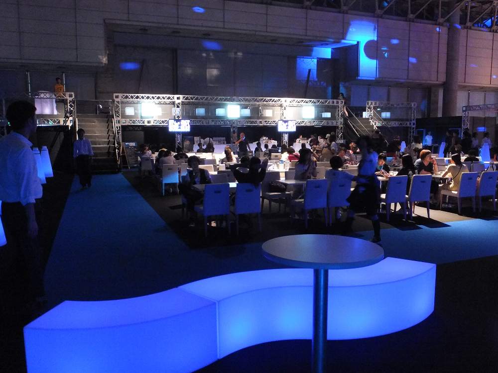 プレミアムチケット専用のエリア。