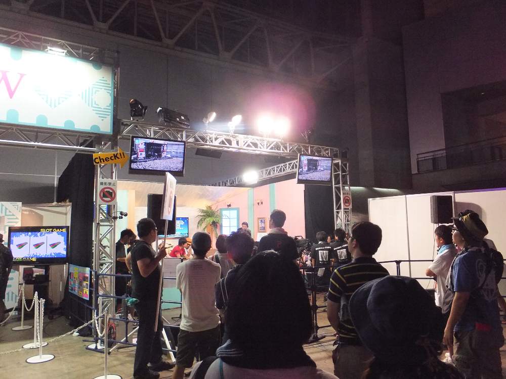 幕張メッセ内スタジオがある。