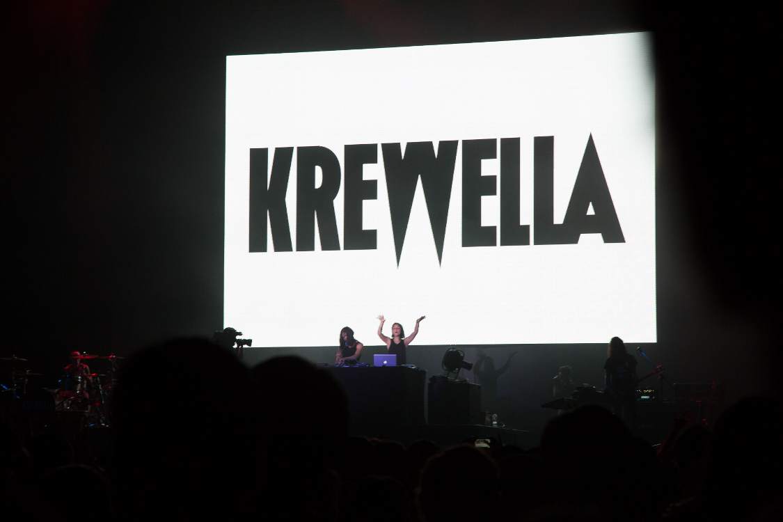 昨年はソニックウェーブで出演したので、今年は格上げ。