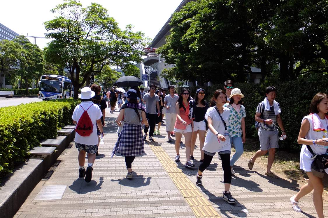 幕張メッセ横。