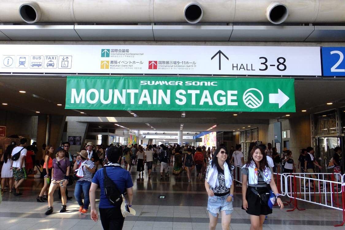 幕張メッセのマウンテンステージ入り口。