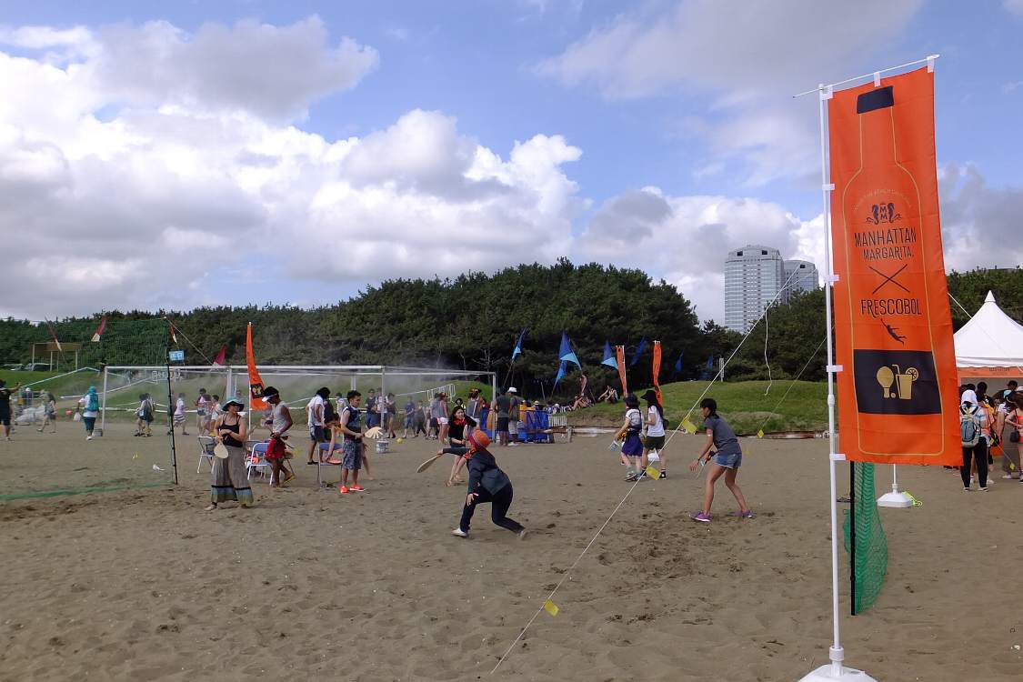 フレスコボールをする人。