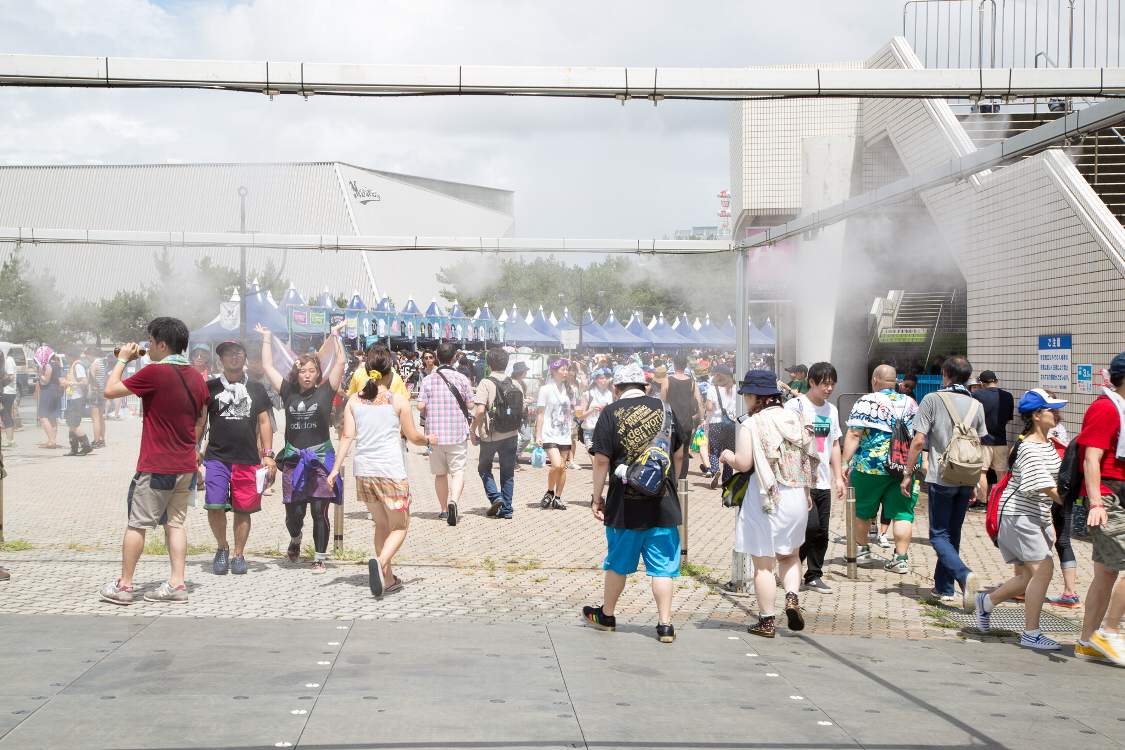マリンステージのRブロック付近にある噴霧器。