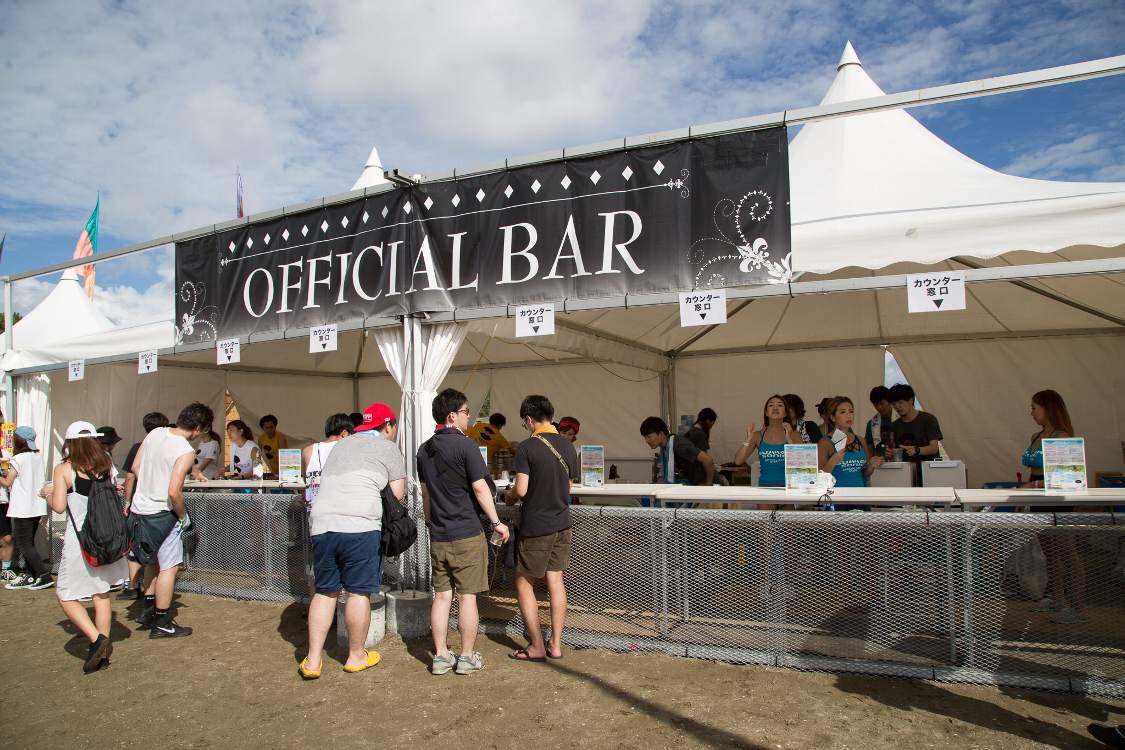 通常の出店者の4店分の広さ。