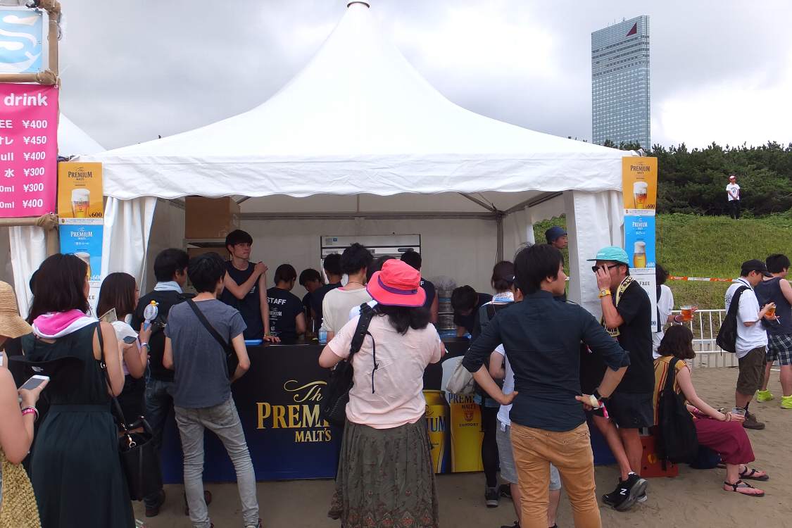 ビール販売のプレミアムモルツ。