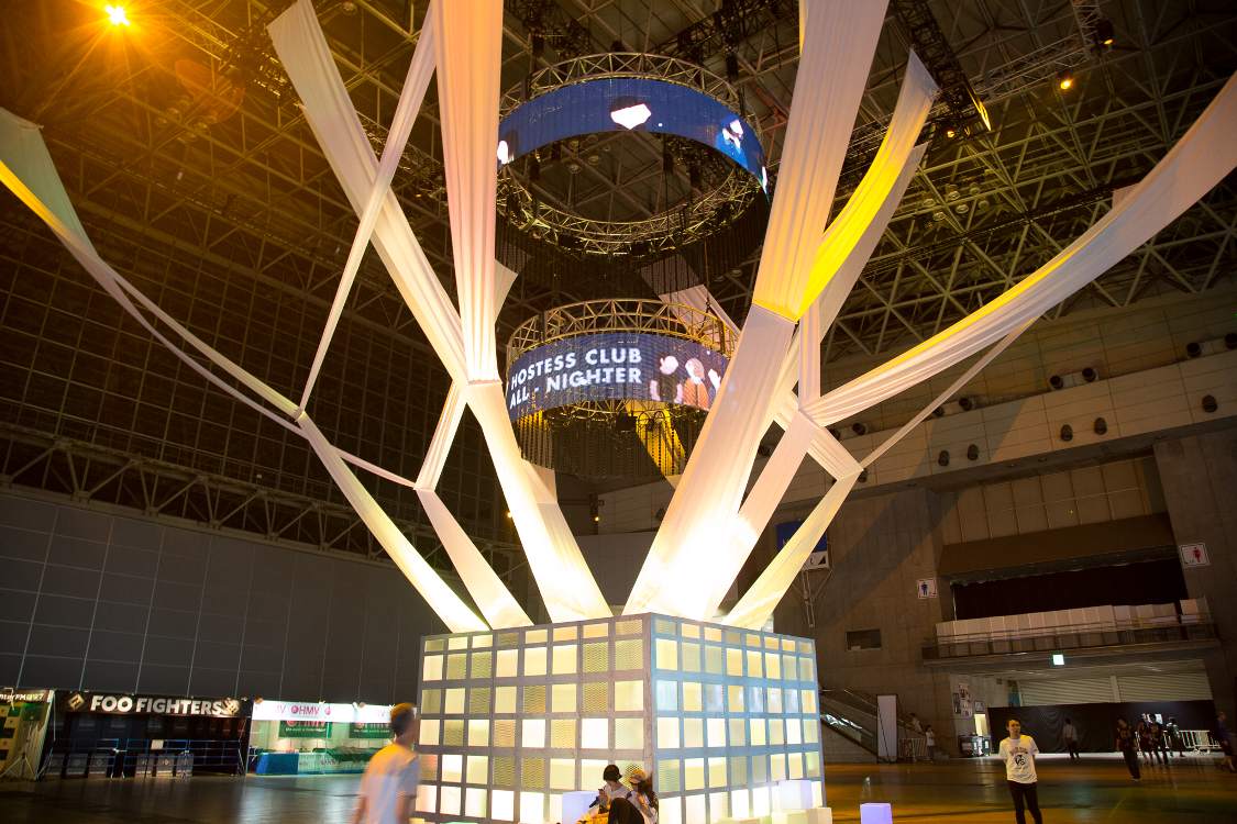 終演後、人が少なくなった幕張メッセ。