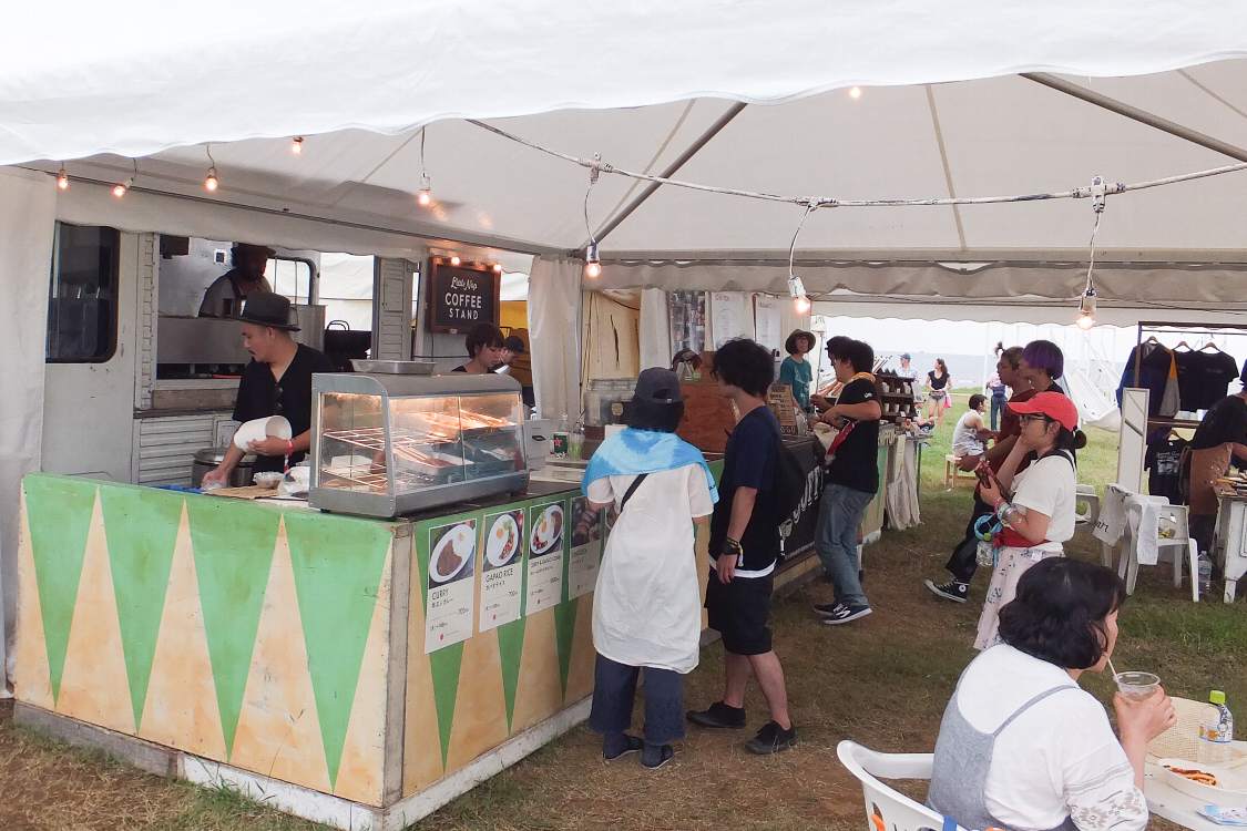 ラブフォーニッポンカフェ。