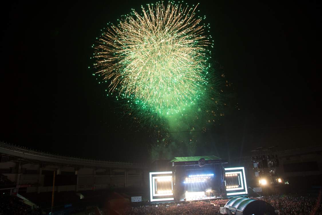 ステージが無人に。