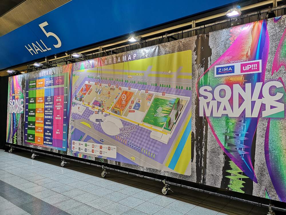 正面のステージマップ。ソニックマニア用。サマーソニックになると取り替えられます。