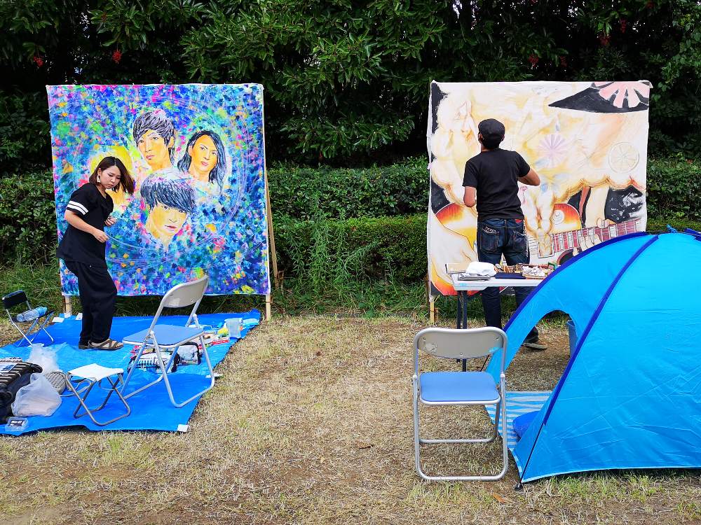 画風はさまざまですね。