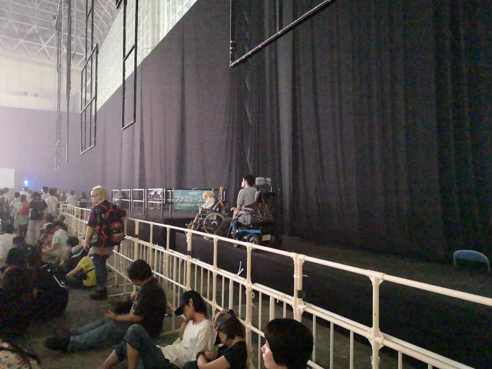 各ステージにある障害者用のスペース。